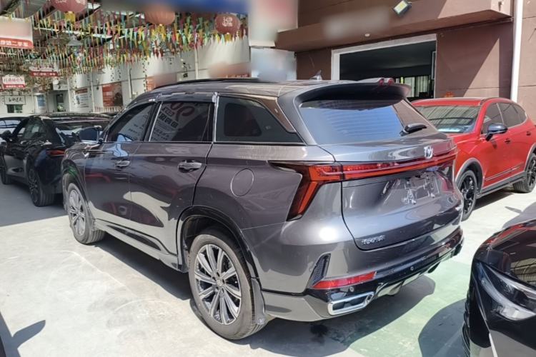 Used CHANGAN CS75 PLUS 2024 3rd Generation Champion Edition 1.5T Intelligent Drive Dynamic Model Exterior 2