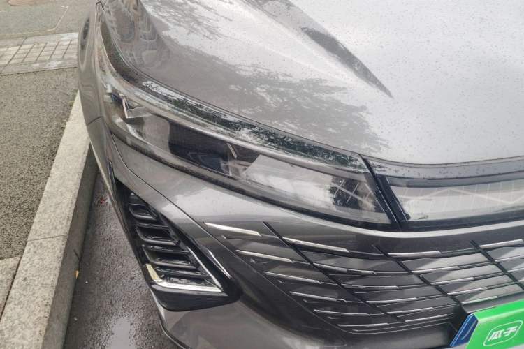 Used CHANGAN CS75 PLUS 2024 3rd Generation Champion Edition 1.5T Intelligent Drive Dynamic Model Exterior 6
