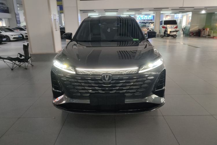 Used CHANGAN CS75 PLUS 2024 3rd Generation Champion Edition 1.5T Intelligent Drive Dynamic Model Front