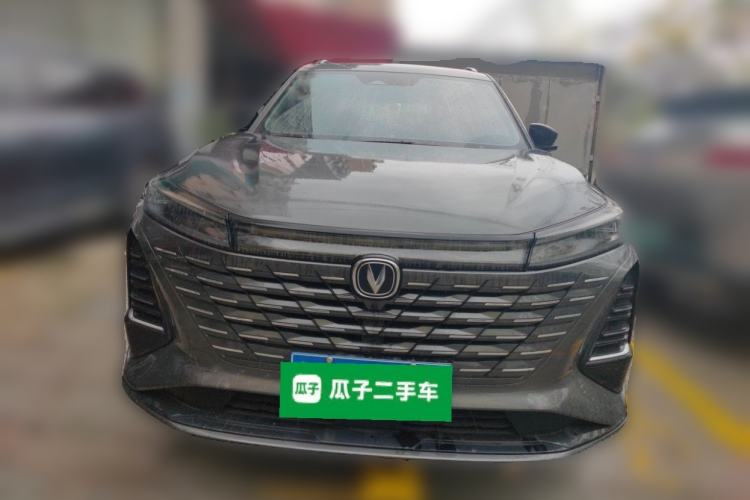 Used CHANGAN CS75 PLUS 2024 3rd Generation Champion Edition 2.0T Intelligent Drive Performance Model Front