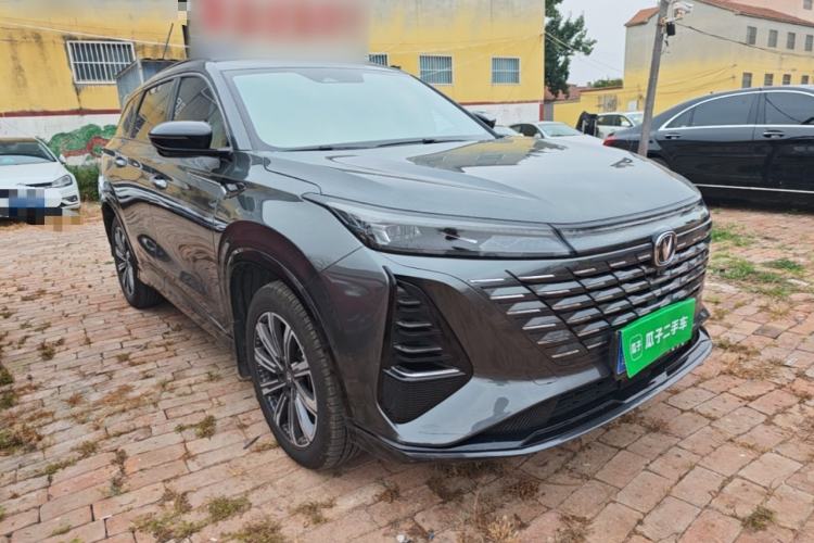 Used CHANGAN CS75 PLUS 2024 3rd Generation Champion Edition 1.5T Intelligent Drive Dynamic Model Front Right 45 Deg