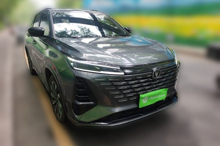 Used CHANGAN CS75 PLUS 2024 3rd Generation Champion Edition 1.5T Intelligent Drive Dynamic Model Front Right 45 Deg