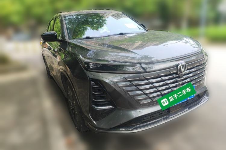 Used CHANGAN CS75 PLUS 2024 3rd Generation Champion Edition 1.5T Intelligent Drive Dynamic Model Front Right 45 Deg
