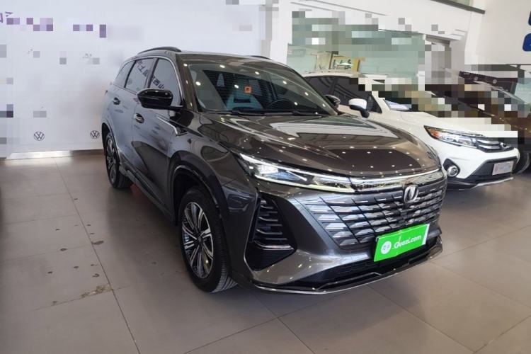 Used CHANGAN CS75 PLUS 2024 3rd Generation Champion Edition 1.5T Intelligent Drive Dynamic Model Front Right 45 Deg
