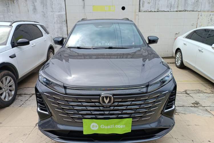 Used CHANGAN CS75 PLUS 2024 3rd Generation Champion Edition 1.5T Intelligent Drive Dynamic Model Front