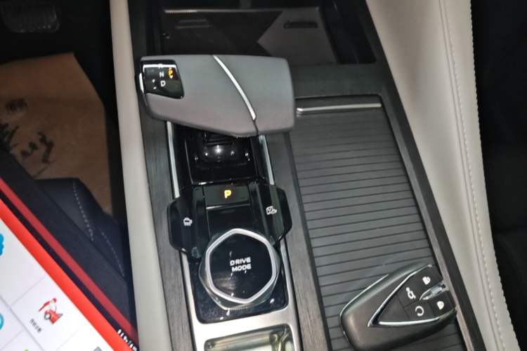 Used CHANGAN CS75 PLUS 2024 3rd Generation Champion Edition 1.5T Intelligent Drive Dynamic Model Gear Lever