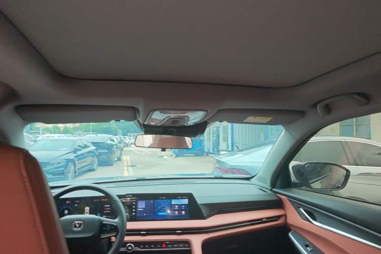 Used CHANGAN CS75 PLUS 2024 3rd Generation Champion Edition 1.5T Intelligent Drive Dynamic Model Headliner