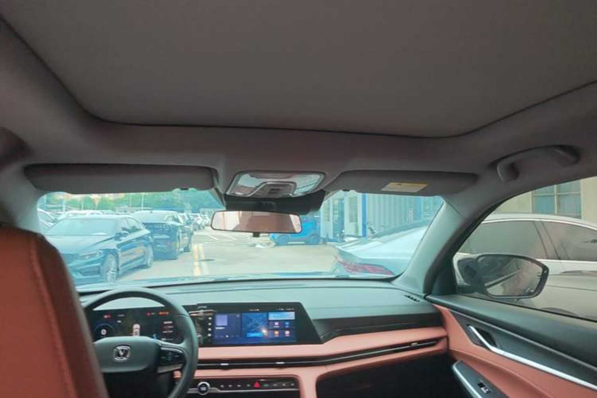 Used CHANGAN CS75 PLUS 2024 3rd Generation Champion Edition 1.5T Intelligent Drive Dynamic Model Headliner
