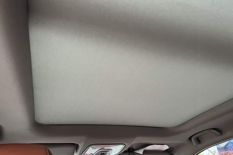 Used CHANGAN CS75 PLUS 2024 3rd Generation Champion Edition 1.5T Intelligent Drive Dynamic Model Headliner