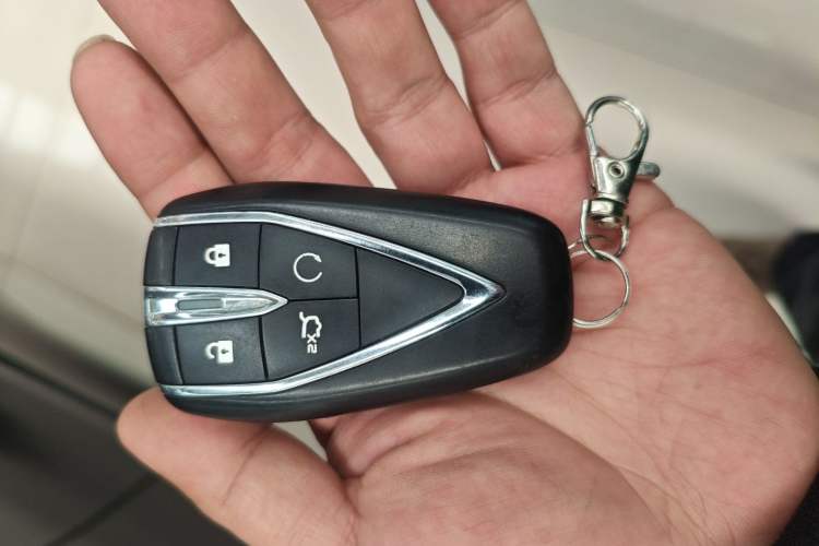 Used CHANGAN CS75 PLUS 2024 3rd Generation Champion Edition 1.5T Intelligent Drive Dynamic Model Interior 1