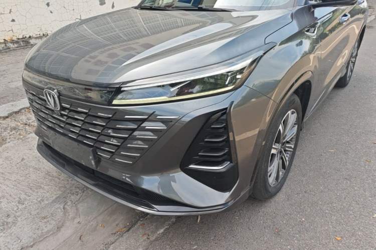 Used CHANGAN CS75 PLUS 2024 3rd Generation Champion Edition 1.5T Intelligent Drive Dynamic Model Left Front Headlight