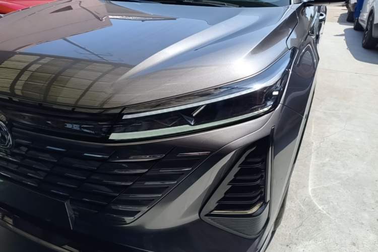 Used CHANGAN CS75 PLUS 2024 3rd Generation Champion Edition 1.5T Intelligent Drive Dynamic Model Left Front Headlight