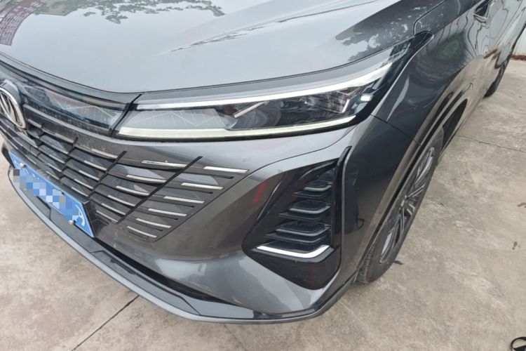 Used CHANGAN CS75 PLUS 2024 3rd Generation Champion Edition 1.5T Intelligent Drive Dynamic Model Left Front Headlight