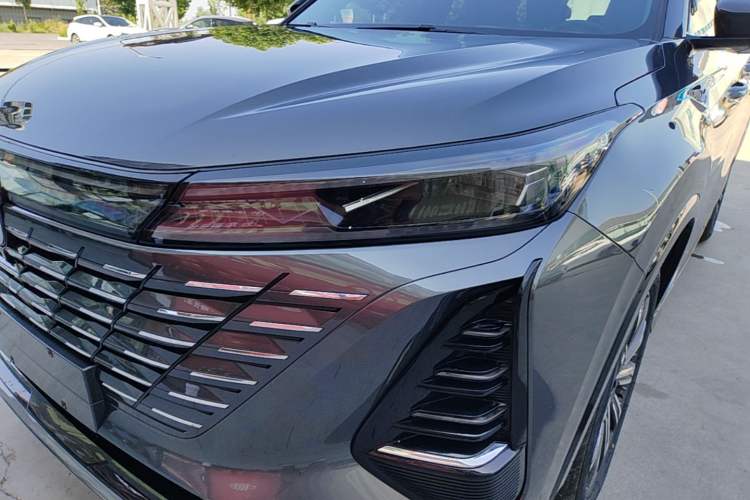 Used CHANGAN CS75 PLUS 2024 3rd Generation Champion Edition 1.5T Intelligent Drive Dynamic Model Left Front Headlight