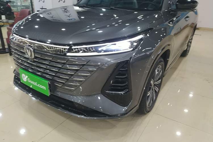 Used CHANGAN CS75 PLUS 2024 3rd Generation Champion Edition 1.5T Intelligent Drive Dynamic Model Left Front Headlight