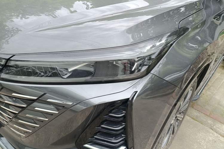 Used CHANGAN CS75 PLUS 2024 3rd Generation Champion Edition 1.5T Intelligent Drive Dynamic Model Left Front Headlight