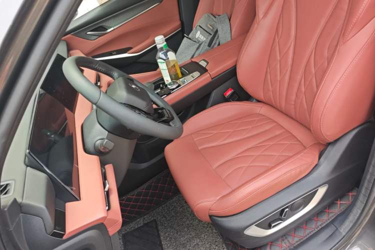 Used CHANGAN CS75 PLUS 2024 3rd Generation Champion Edition 1.5T Intelligent Drive Dynamic Model Left Front Seat
