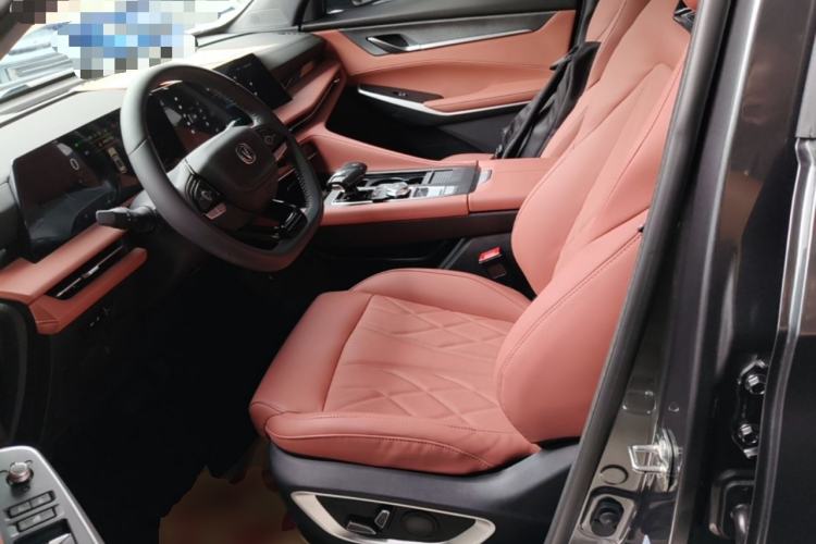 Used CHANGAN CS75 PLUS 2024 3rd Generation Champion Edition 1.5T Intelligent Drive Dynamic Model Left Front Seat