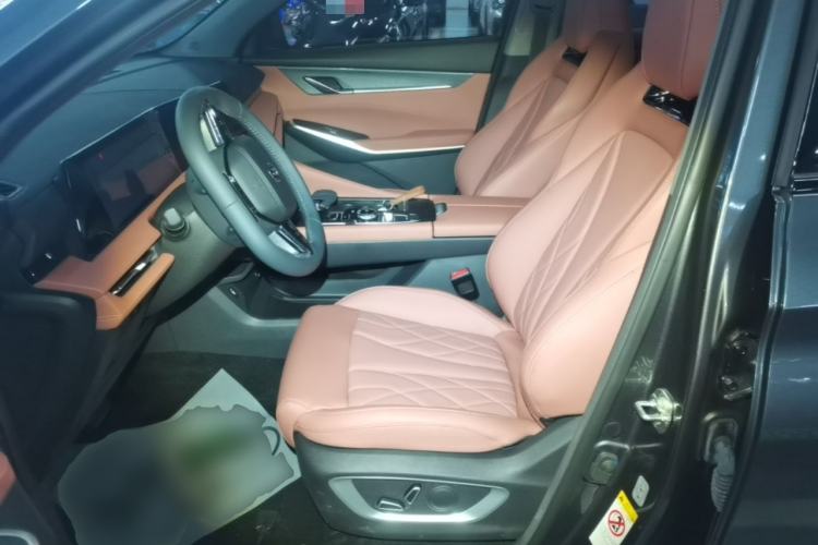 Used CHANGAN CS75 PLUS 2024 3rd Generation Champion Edition 1.5T Intelligent Drive Dynamic Model Left Front Seat