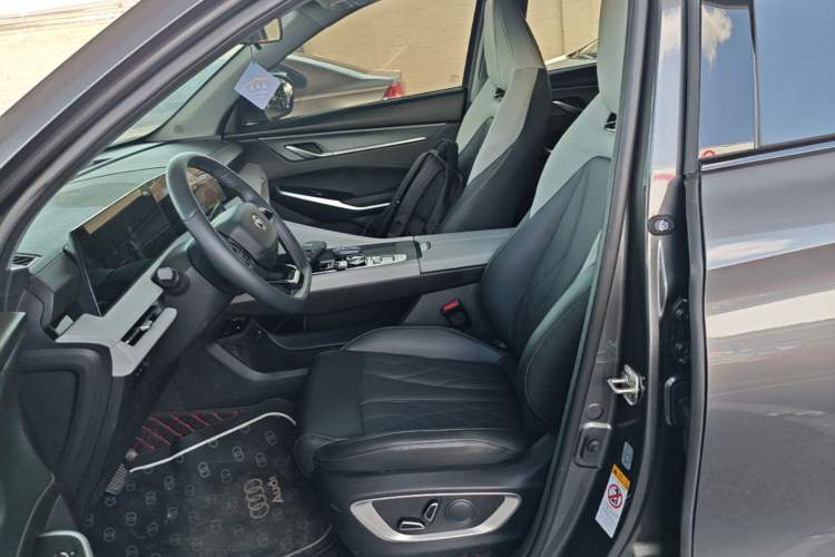Used CHANGAN CS75 PLUS 2024 3rd Generation Champion Edition 1.5T Intelligent Drive Dynamic Model Left Front Seat