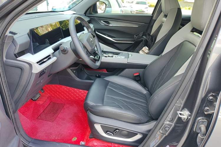 Used CHANGAN CS75 PLUS 2024 3rd Generation Champion Edition 1.5T Intelligent Drive Dynamic Model Left Front Seat