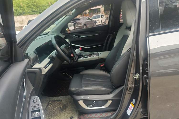 Used CHANGAN CS75 PLUS 2024 3rd Generation Champion Edition 2.0T Intelligent Drive Performance Model Left Front Seat