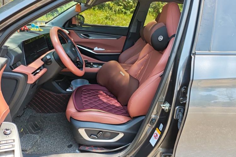 Used CHANGAN CS75 PLUS 2024 3rd Generation Champion Edition 1.5T Intelligent Drive Dynamic Model Left Front Seat