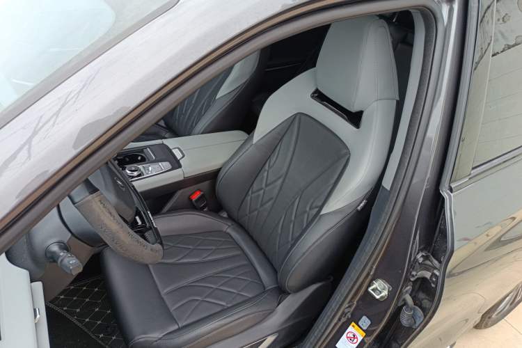 Used CHANGAN CS75 PLUS 2024 3rd Generation Champion Edition 1.5T Intelligent Drive Dynamic Model Left Front Seat