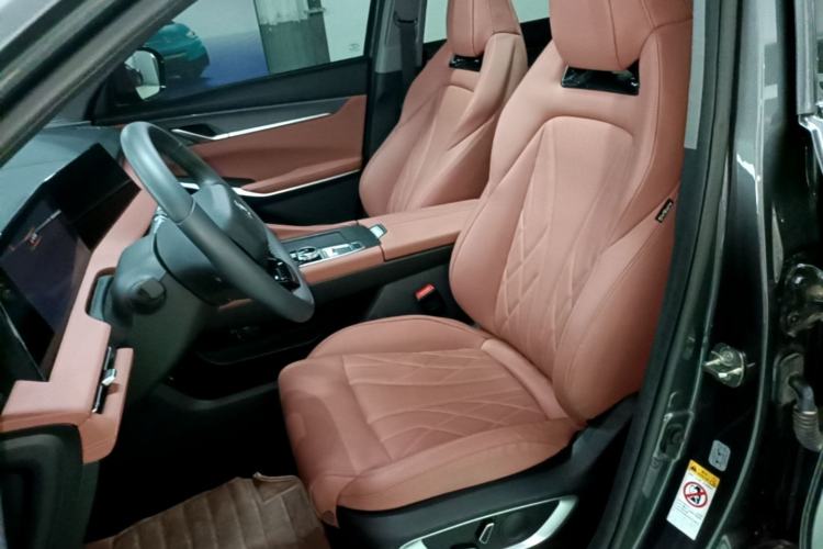 Used CHANGAN CS75 PLUS 2024 3rd Generation Champion Edition 1.5T Intelligent Drive Dynamic Model Left Front Seat