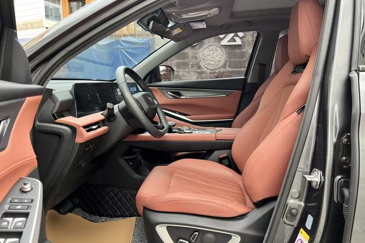 Used CHANGAN CS75 PLUS 2024 3rd Generation Champion Edition 1.5T Intelligent Drive Dynamic Model Left Front Seat
