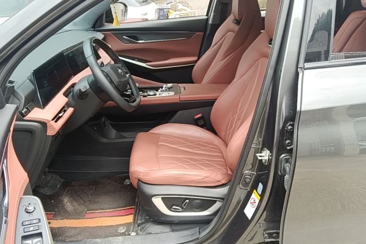 Used CHANGAN CS75 PLUS 2024 3rd Generation Champion Edition 1.5T Intelligent Drive Dynamic Model Left Front Seat