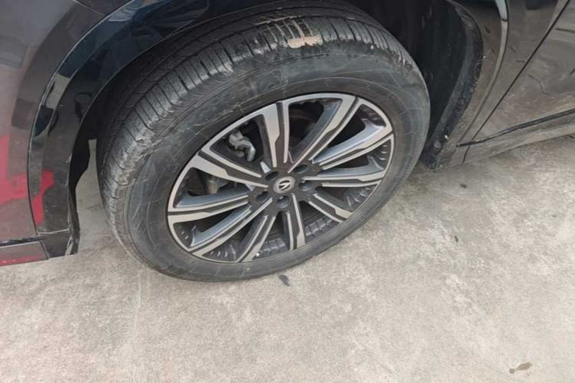 Used CHANGAN CS75 PLUS 2024 3rd Generation Champion Edition 1.5T Intelligent Drive Dynamic Model Left Front Wheel Hub