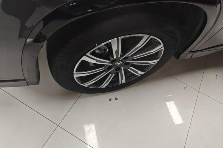 Used CHANGAN CS75 PLUS 2024 3rd Generation Champion Edition 1.5T Intelligent Drive Dynamic Model Left Front Wheel Hub