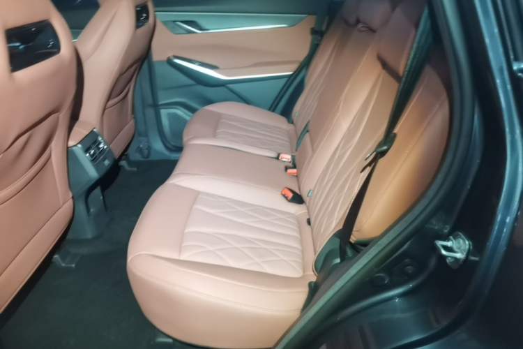 Used CHANGAN CS75 PLUS 2024 3rd Generation Champion Edition 1.5T Intelligent Drive Dynamic Model Left Rear Seat
