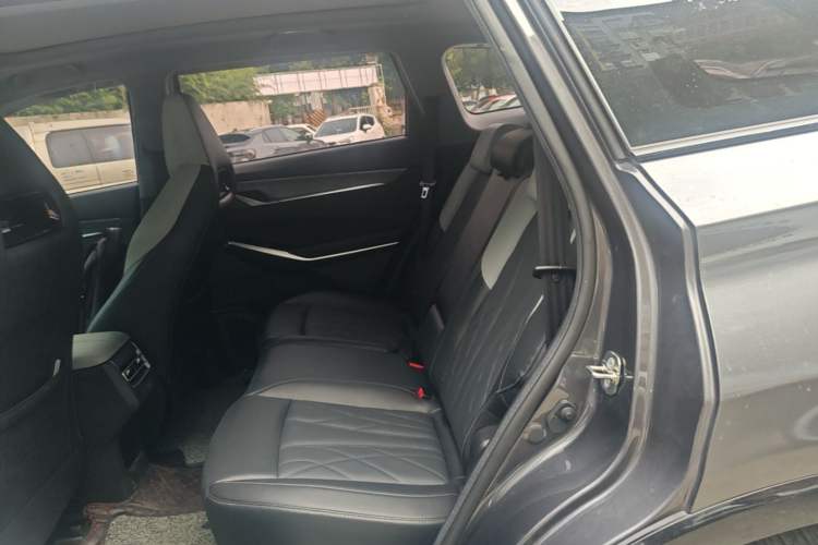 Used CHANGAN CS75 PLUS 2024 3rd Generation Champion Edition 2.0T Intelligent Drive Performance Model Left Rear Seat