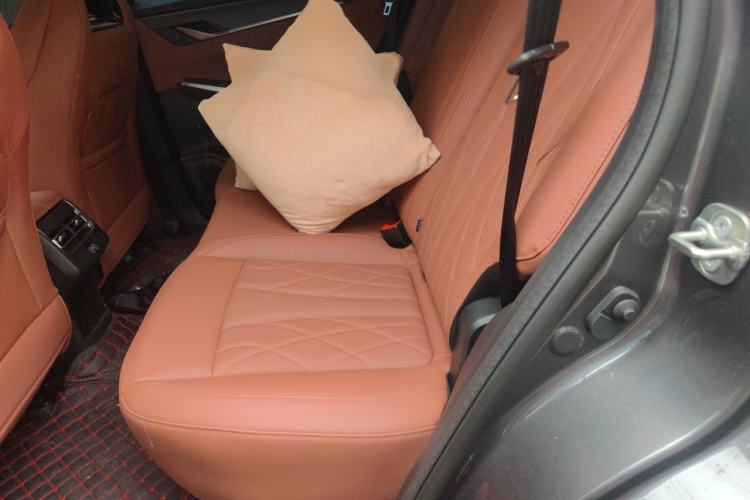 Used CHANGAN CS75 PLUS 2024 3rd Generation Champion Edition 2.0T Intelligent Drive Performance Model Left Rear Seat