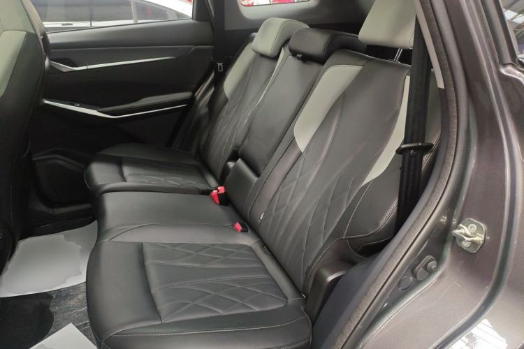 Used CHANGAN CS75 PLUS 2024 3rd Generation Champion Edition 1.5T Intelligent Drive Dynamic Model Left Rear Seat