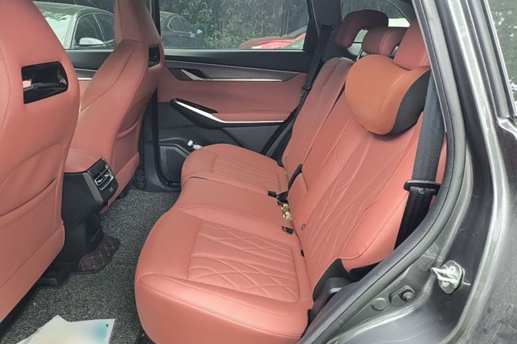 Used CHANGAN CS75 PLUS 2024 3rd Generation Champion Edition 1.5T Intelligent Drive Dynamic Model Left Rear Seat