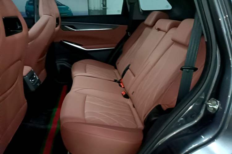 Used CHANGAN CS75 PLUS 2024 3rd Generation Champion Edition 1.5T Intelligent Drive Dynamic Model Left Rear Seat