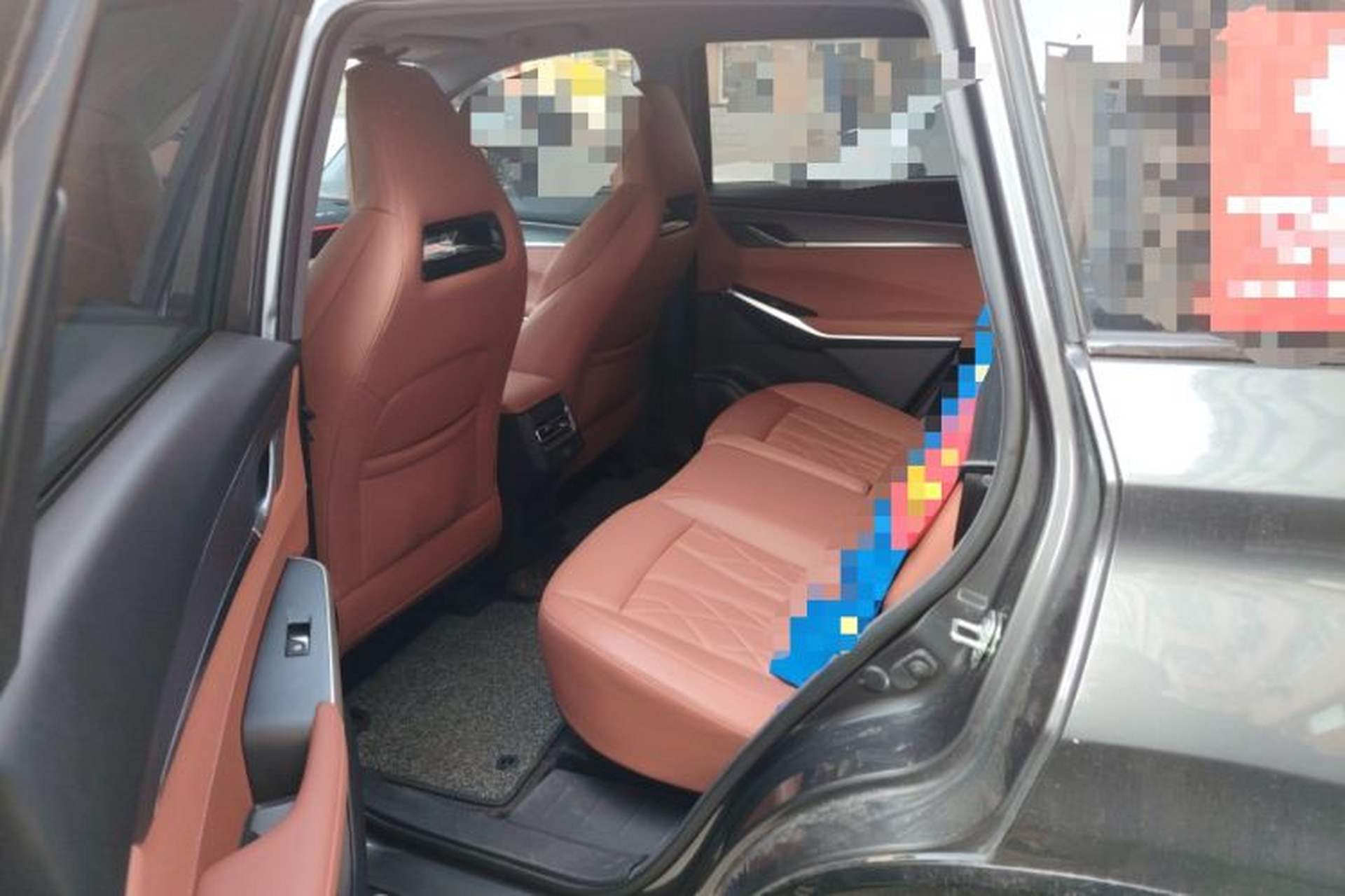 Used CHANGAN CS75 PLUS 2024 3rd Generation Champion Edition 1.5T Intelligent Drive Dynamic Model Left Rear Seat