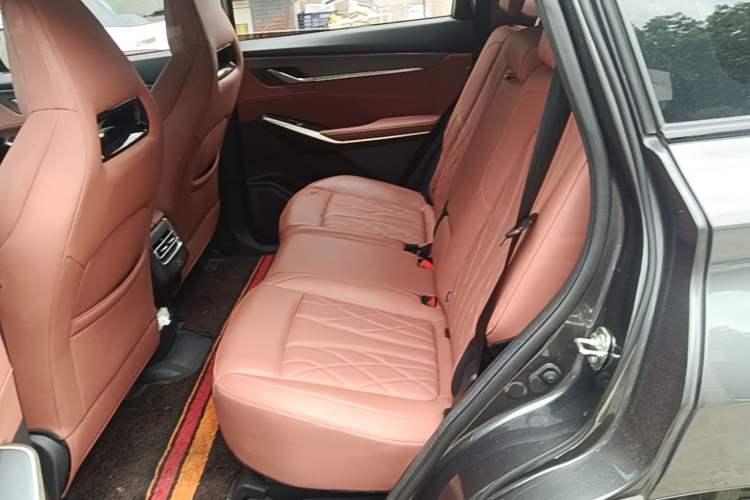 Used CHANGAN CS75 PLUS 2024 3rd Generation Champion Edition 1.5T Intelligent Drive Dynamic Model Left Rear Seat