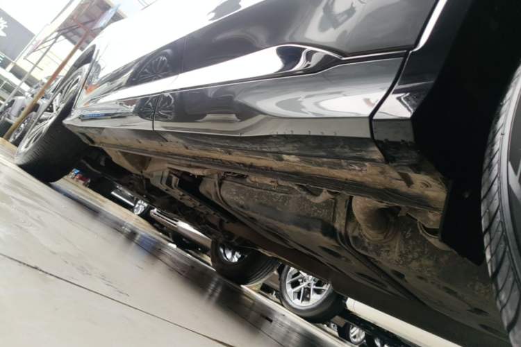Used CHANGAN CS75 PLUS 2024 3rd Generation Champion Edition 1.5T Intelligent Drive Dynamic Model Left Side Sill