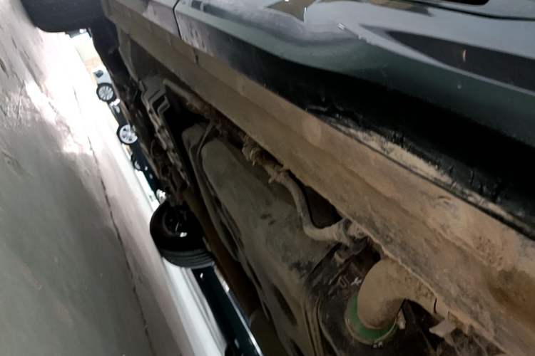 Used CHANGAN CS75 PLUS 2024 3rd Generation Champion Edition 1.5T Intelligent Drive Dynamic Model Left Side Sill