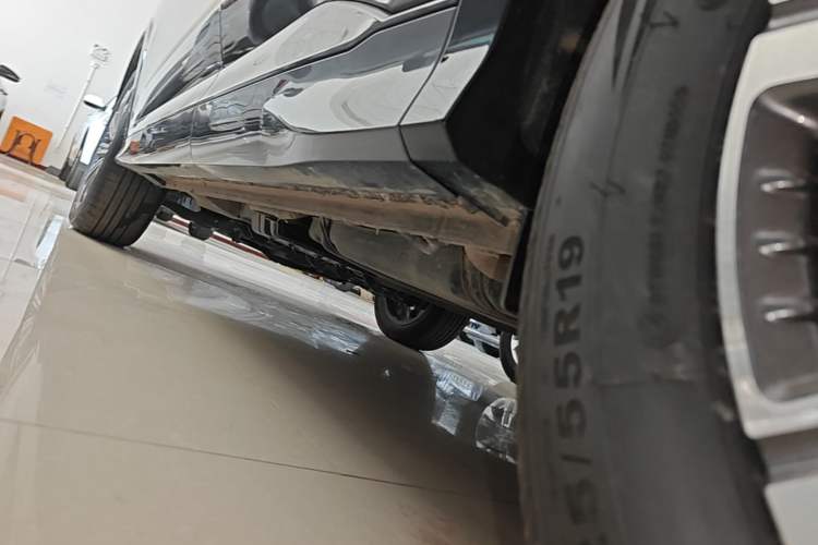 Used CHANGAN CS75 PLUS 2024 3rd Generation Champion Edition 1.5T Intelligent Drive Dynamic Model Left Side Sill
