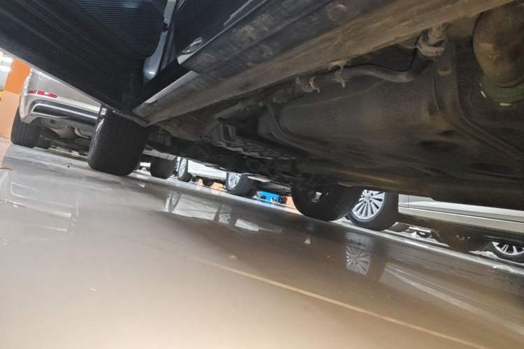 Used CHANGAN CS75 PLUS 2024 3rd Generation Champion Edition 1.5T Intelligent Drive Dynamic Model Left Side Sill