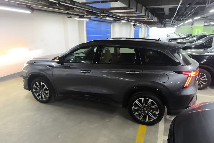 Used CHANGAN CS75 PLUS 2024 3rd Generation Champion Edition 1.5T Intelligent Drive Dynamic Model Left Side