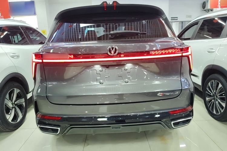 Used CHANGAN CS75 PLUS 2024 3rd Generation Champion Edition 1.5T Intelligent Drive Dynamic Model Rear