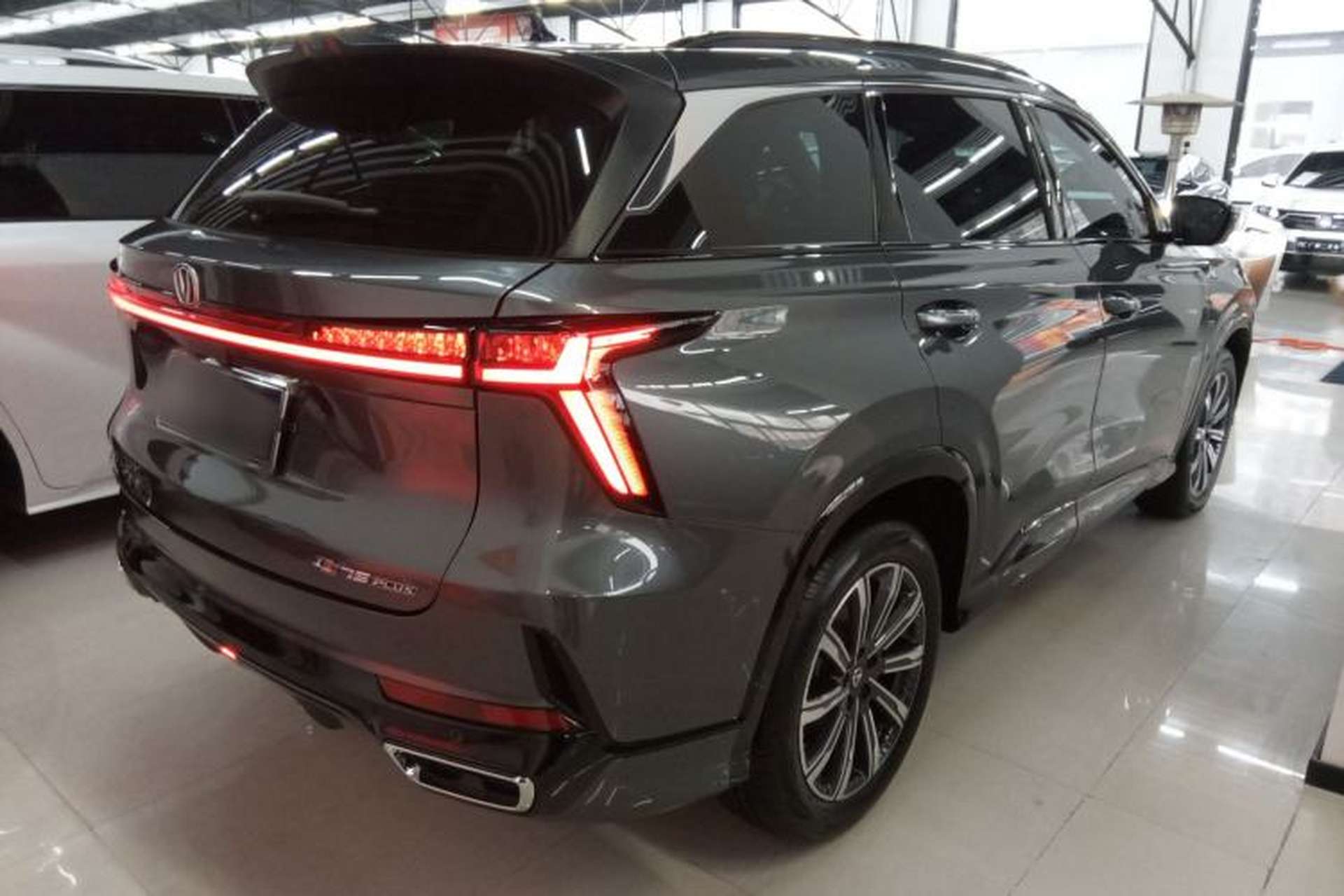 Used CHANGAN CS75 PLUS 2024 3rd Generation Champion Edition 1.5T Intelligent Drive Dynamic Model Rear Right 45 Deg