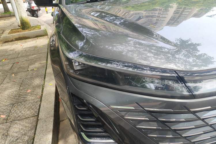 Used CHANGAN CS75 PLUS 2024 3rd Generation Champion Edition 1.5T Intelligent Drive Dynamic Model Right Front Headlight