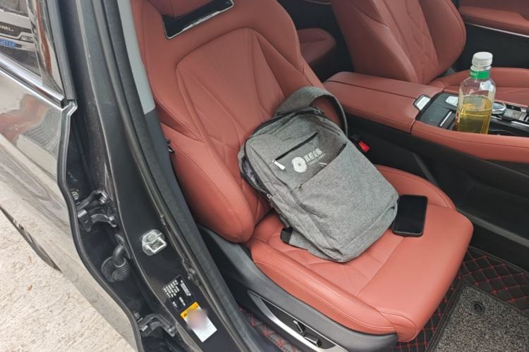 Used CHANGAN CS75 PLUS 2024 3rd Generation Champion Edition 1.5T Intelligent Drive Dynamic Model Right Front Seat